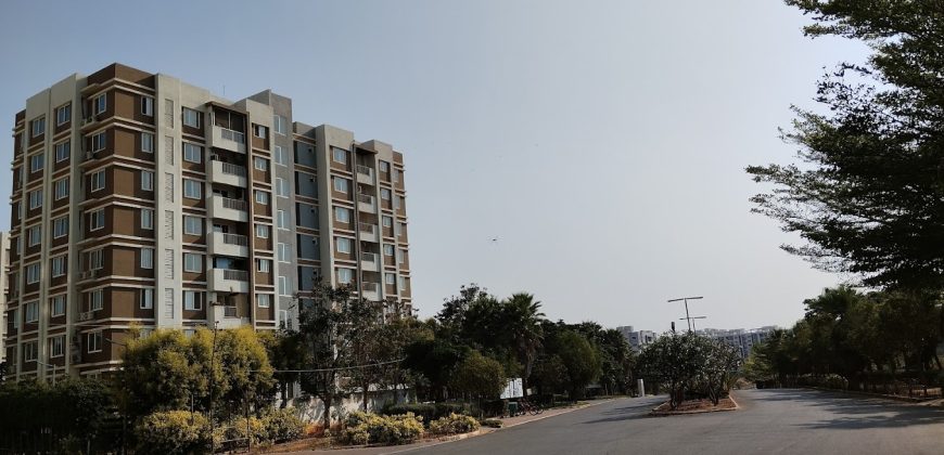 3 BHK senior-friendly flat airport road